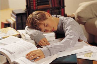 Читать новость Помогайте ребёнку с домашним заданием правильно!