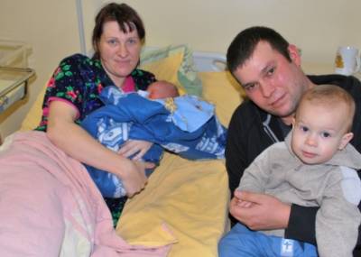 Читать новость В Вентспилсе поздравили родителей малыша, который родился 1 января