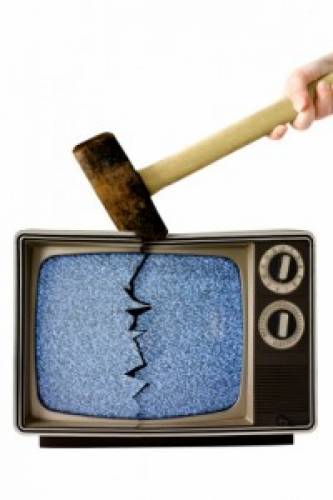 Читать новость Почему не стоит смотреть телевизор